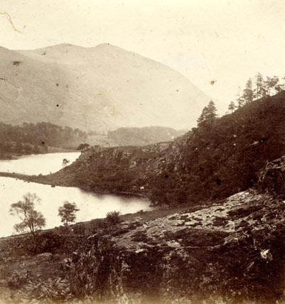 the image acts as a back button