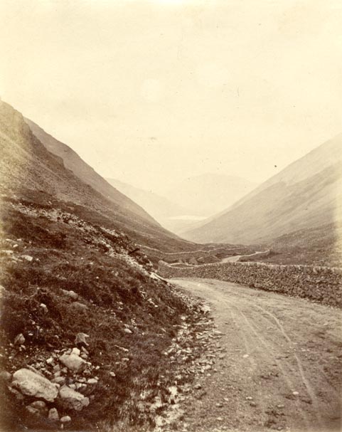 the image acts as a back button