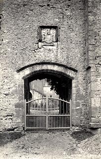 image, button to large image