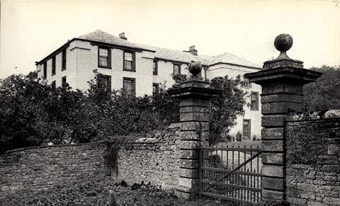 image, button to large image