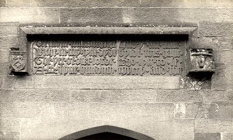 image, button to large image