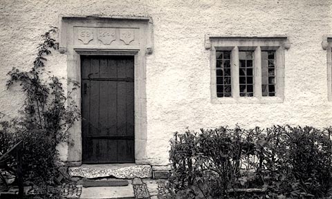 image, button to large image