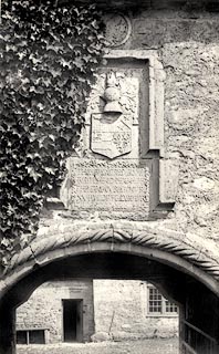 image, button to large image