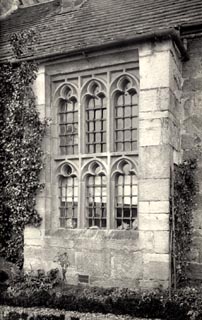 image, button to large image