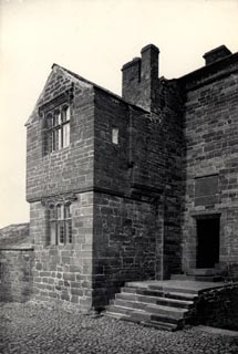 image, button to large image