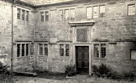 image, button to large image