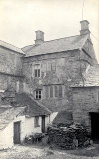 image, button to large image