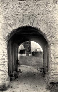 image, button to large image