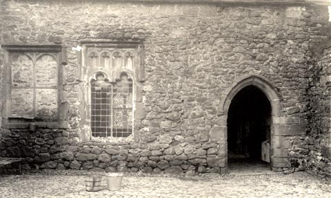 image, button to large image