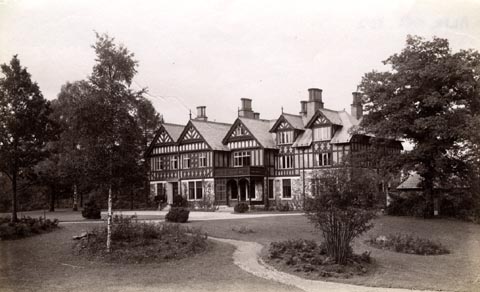 image, button to large image