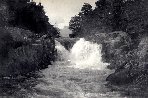 image, button to large image