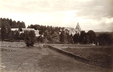 image, button to large image