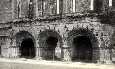 image, button to large image