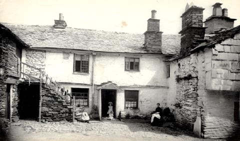 image, button to large image