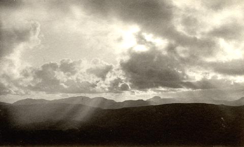 image, button to large image