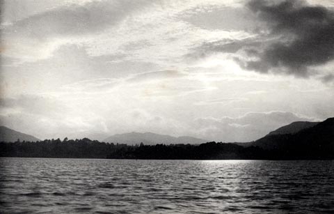 image, button to large image