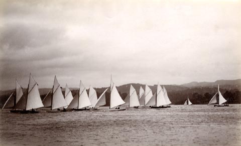 image, button to large image