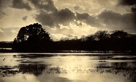 image, button to large image