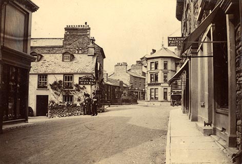 image, button to large image